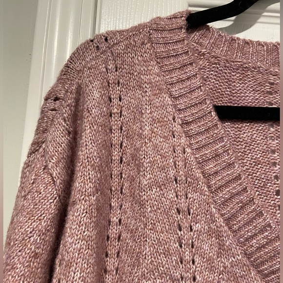 NWT Derek Heart Size M Oversized Cropped V Neck Pointelle Cardigan Lilac Purple - Picture 8 of 12